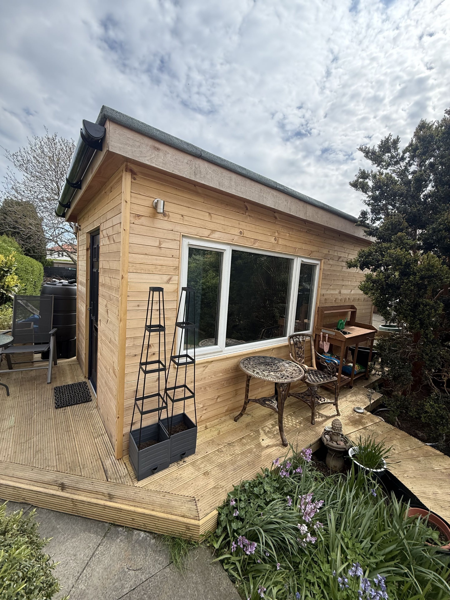 Cedar Garden Studio & Deck